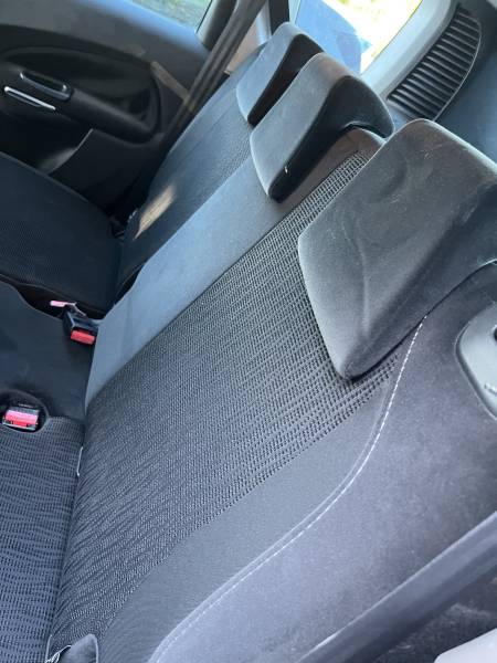 Voiture d’occasion CITROËN C3 PICASSO 1.6 HDI 92 Confort. 5p. BV6. Avec Crochet d’Atellage AR et Régulateur + Limiteur de vitesse ainsi que Climatisation Automatique Bizone. Garantie 12 Mois.