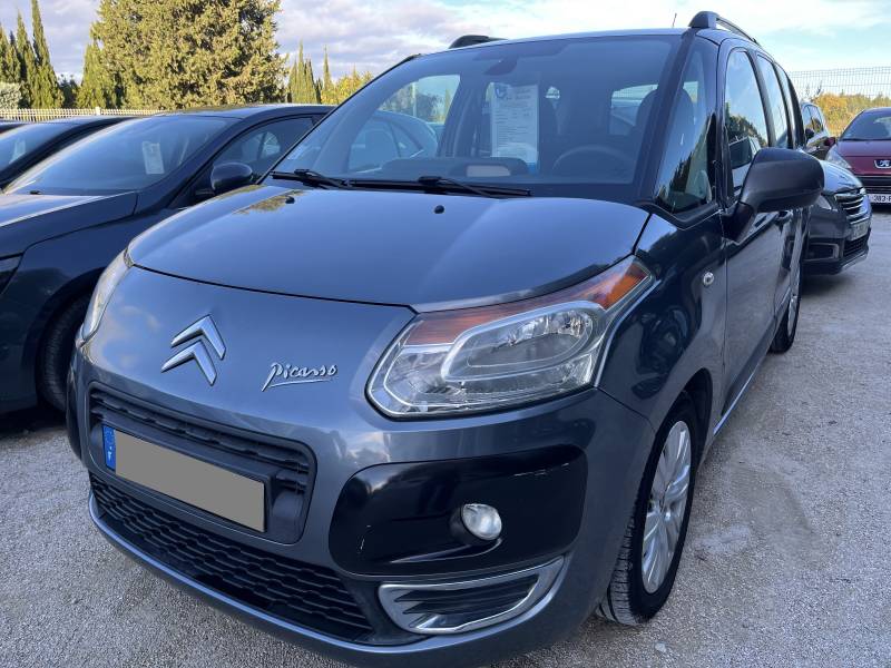 voiture d’occasion CITROËN C3 PICASSO est une opportunité idéale pour qui recherche fiabilité et économie dans le Vaucluse.