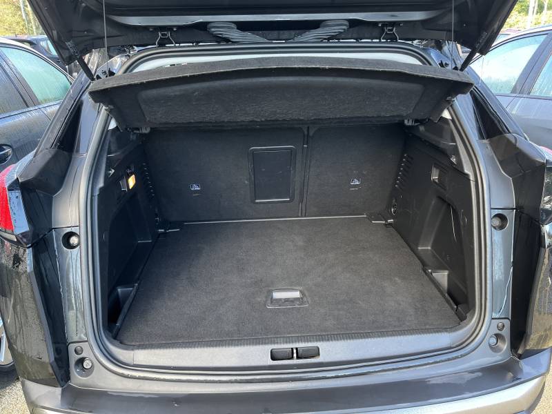  Ce SUV diesel combine confort, performance et technologie pour répondre aussi bien aux besoins des particuliers qu’aux exigences des professionnels. A ORANGE