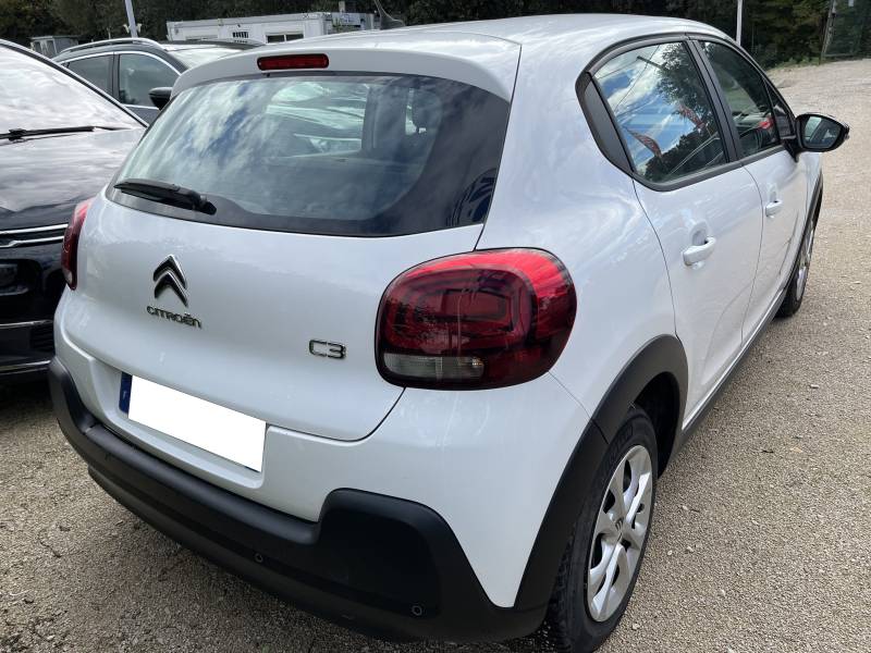 Voiture d’Occasion CITROEN C3 III Ph2 1.6 Blue HDI 100 Feel Business. 1ère Main. 5p. GPS Europe Tactile et régulateur + Limiteur de vitesse ainsi que CarPlay. Garantie 12 Mois.