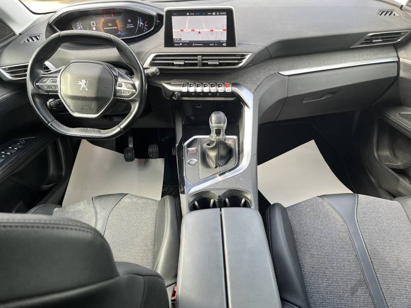 Voiture d’occasion PEUGEOT 3008 II 1.5 Blue HDI 130 Allure Business. BV6 5p. 1ère Main. Avec GPS Europe Tactile et Radars AV + AR + Caméra ainsi que Sièges Semi-cuir. Garantie 12 Mois.