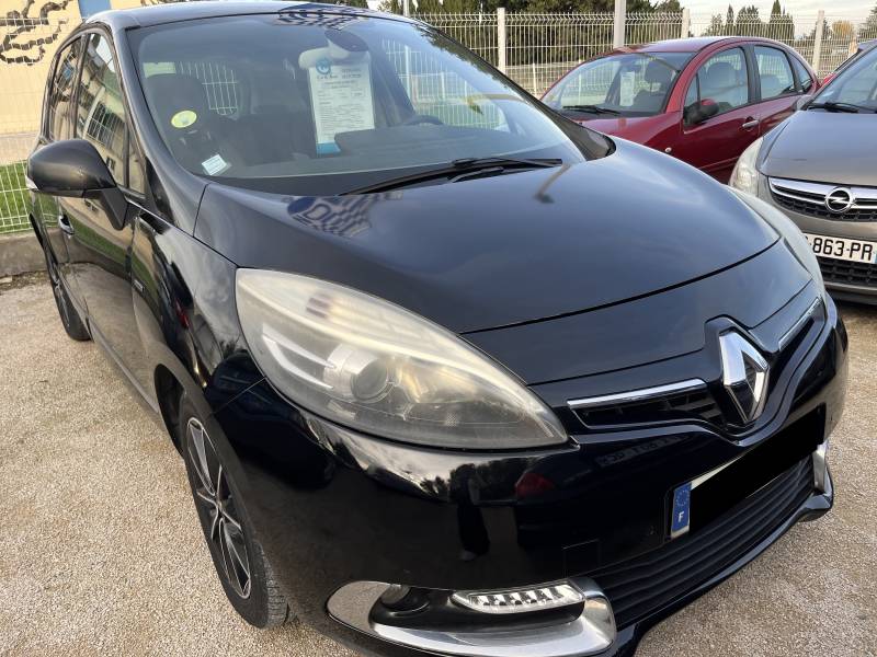Fiable et bien entretenue, cette voiture d’occasion RENAULT SCENIC III Ph3 1.6 DCI 130 Bose bénéficie d’une garantie 12 mois, vous assurant sérénité et tranquillité d’esprit. A AVIGNON