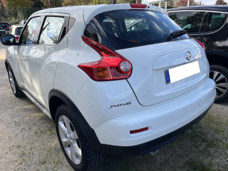 Voiture d’occasion NISSAN JUKE 1.5 DCI 110 Acenta Pack. 5p. avec climatisation et radar de recul ainsi que régulateur et limiteur de vitesse. Garantie 12 Mois.