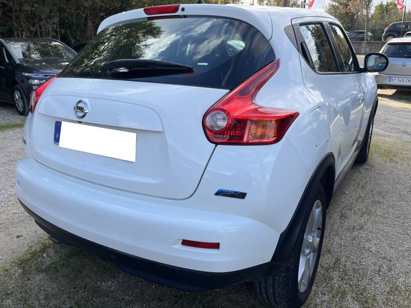 Voiture d’occasion NISSAN JUKE 1.5 DCI 110 Acenta Pack. 5p. avec climatisation et radar de recul ainsi que régulateur et limiteur de vitesse. Garantie 12 Mois.