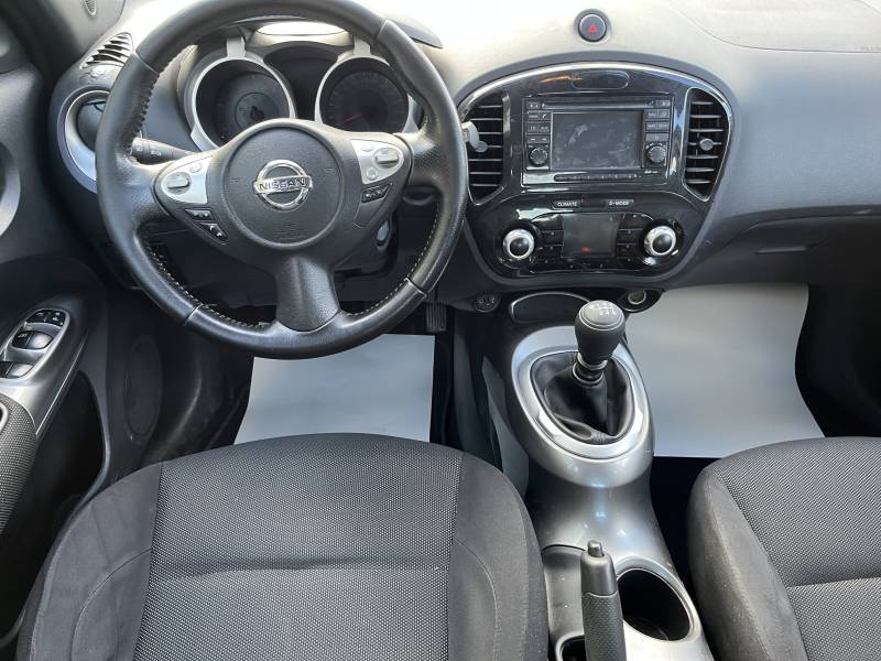 Voiture d’occasion NISSAN JUKE 1.5 DCI 110 Acenta Pack. 5p. avec climatisation et radar de recul ainsi que régulateur et limiteur de vitesse. Garantie 12 Mois.
