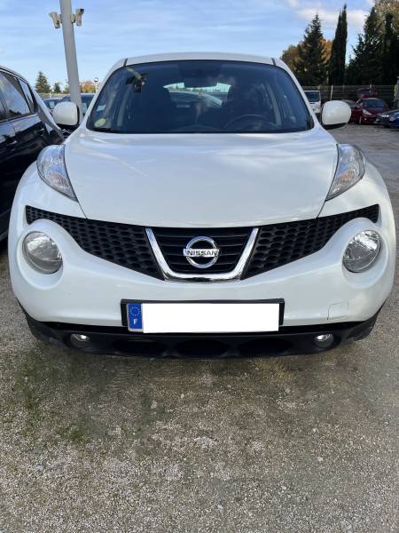 Voiture d’occasion NISSAN JUKE 1.5 DCI 110 Acenta Pack. 5p. avec climatisation et radar de recul ainsi que régulateur et limiteur de vitesse. Garantie 12 Mois.