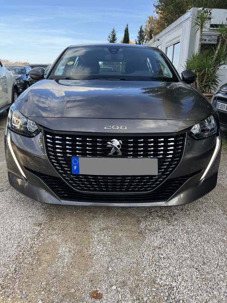 Voiture d’occasion PEUGEOT 208 II 1.5 Blue HDI 102 Active Business. BV6. 5p. avec CarPlay et régulateur et limiteur de vitesse ainsi que GPS Europe Tactile. Garantie 12 Mois.