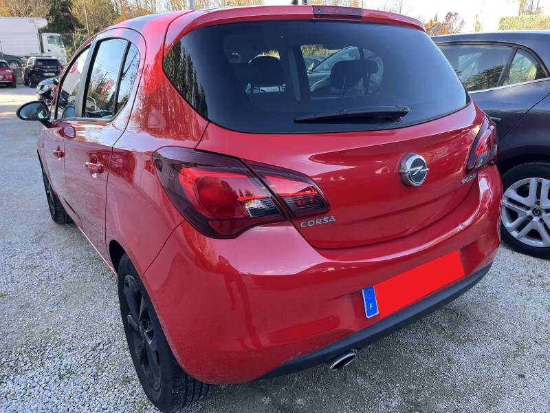 ette citadine dynamique et fiable est idéale pour vos déplacements dans le Vaucluse et la région d’Avignon, alliant confort, économie de carburant et sécurité.