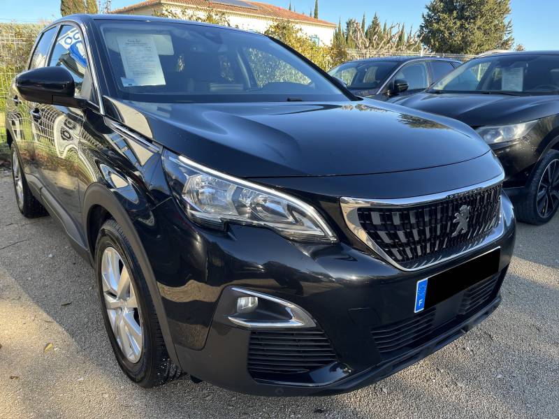 Voiture d’occasion PEUGEOT 3008 II 1.5 BLUE HDI 130 Active Business. EAT 8. 5p. avec GPS Europe Tactile et Radars AV + AR ainsi que Régulateur + Limiteur de vitesses. Garantie 12 Mois.