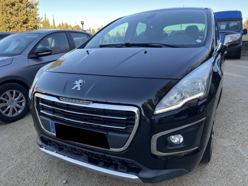PEUGEOT 3008 Blue HDI 120 de 2016, en DIESEL, affiche 164 247 km d’origine garantie et une consommation maîtrisée avec seulement 108 g/km de CO² (Crit’Air 2). A ARLES