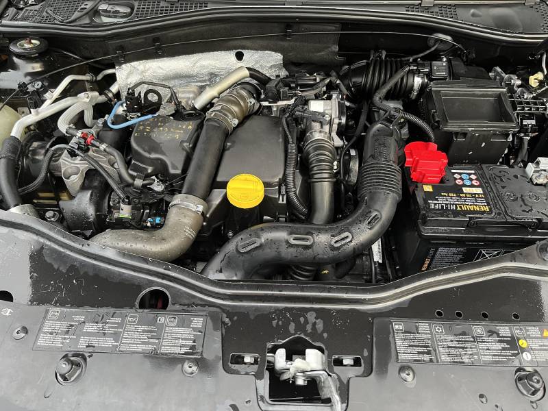 Voiture d’occasion DACIA DUSTER I Ph2 1.5 DCI 110 Prestige.4X2. BV6. 5p. Avec GPS Europe tactile et radar de recul ainsi que Crochet d’Attelage AR. Garantie 12 Mois.