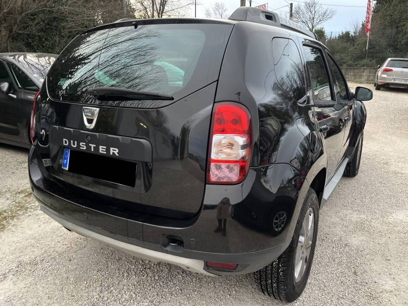 Voiture d’occasion DACIA DUSTER I Ph2 1.5 DCI 110 Prestige.4X2. BV6. 5p. Avec GPS Europe tactile et radar de recul ainsi que Crochet d’Attelage AR. Garantie 12 Mois.