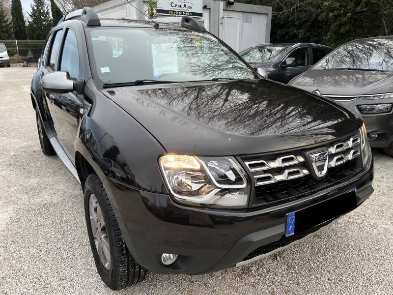 Voiture d’occasion DACIA DUSTER I Ph2 1.5 DCI 110 Prestige.4X2. BV6. 5p. Avec GPS Europe tactile et radar de recul ainsi que Crochet d’Attelage AR. Garantie 12 Mois.