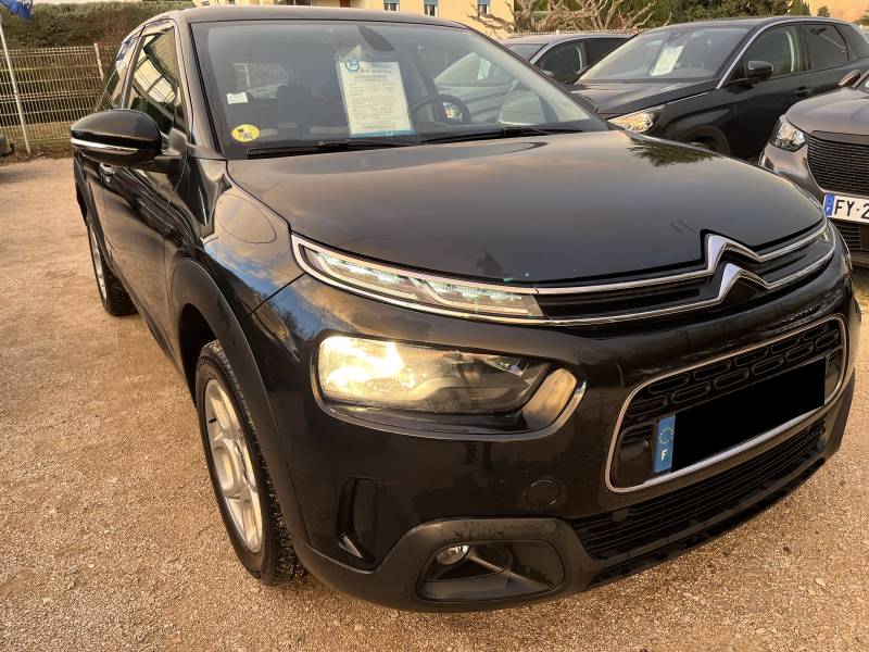 Dans le cadre de notre vente de voiture d’occasion à Avignon, ce véhicule bénéficie d’une Garantie 12 Mois pour une tranquillité totale.