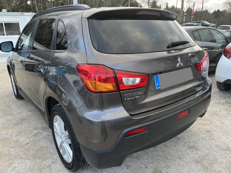  MITSUBISHI ASX 1.8 DID 150 Instyle est un SUV / 4X4 polyvalent, idéal pour un usage quotidien comme pour les longs trajets. A CARPENTRAS