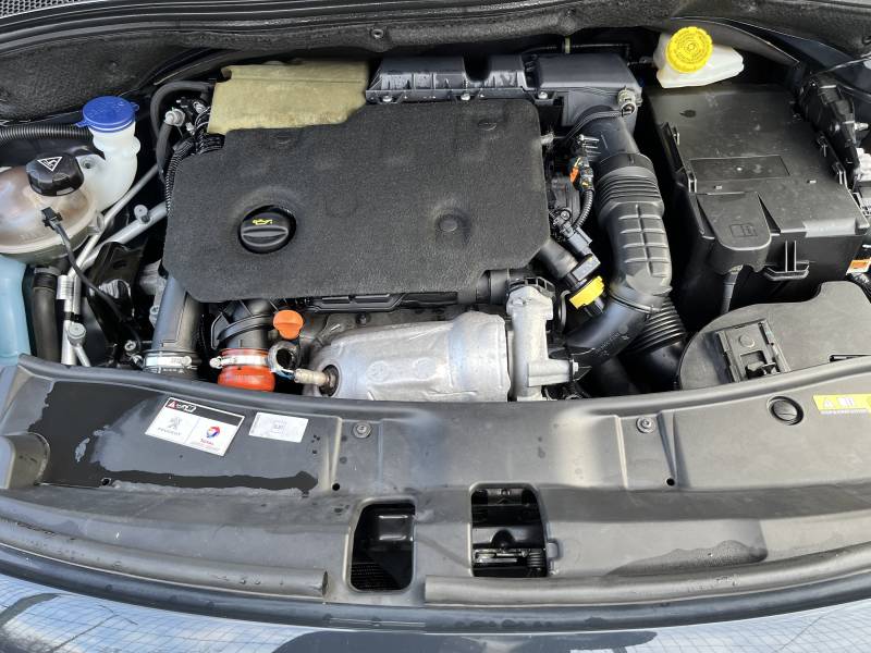 GPS Europe tactile et Radars de Recul ainsi que Sièges Semi-cuir. Garantie 12 Mois, un SUV polyvalent et économique, parfaitement adapté à un usage quotidien comme aux trajets plus longs. A VALENCE