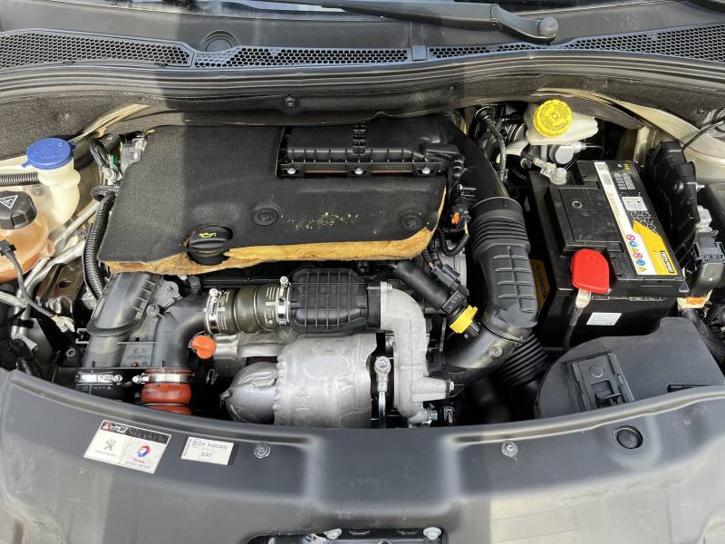 Voiture d’occasion PEUGEOT 208 I Ph2 1.6 Blue HDI 100 Active Business 5p. avec Climatisation ainsi que régulateur + Limiteur de vitesse. Garantie 12 Mois.