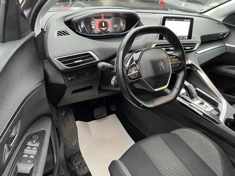 Voiture d’occasion PEUGEOT 3008 II 1.5 BLUE HDI 130 Active Business. EAT 8. 5p. 1ère Main avec Radars AV + AR + et Régulateur + Limiteur de vitesse ainsi que CarPlay. Garantie 12 Mois.