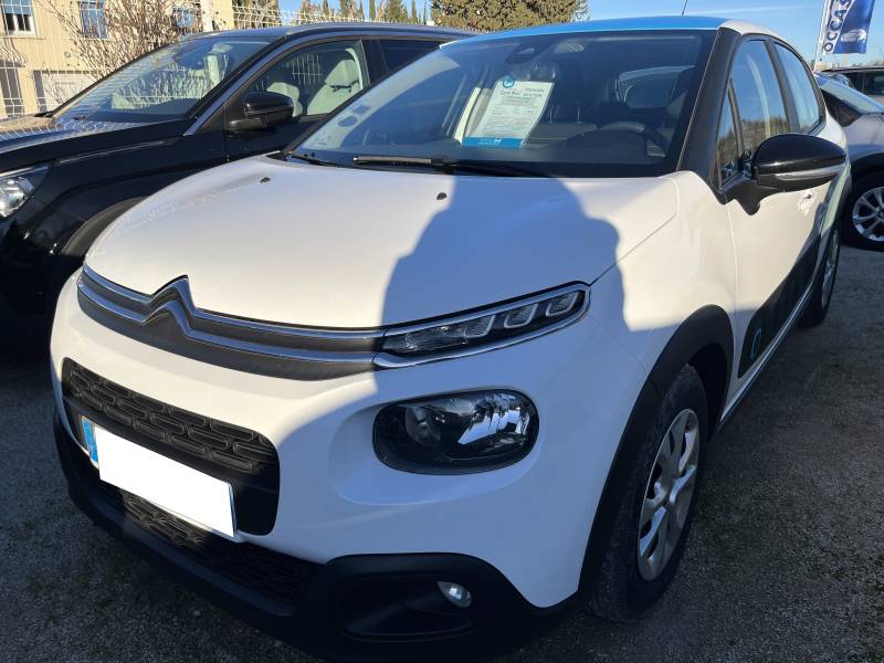 C3 III 1.6 Blue HDI 100 Feel Business 5p. Climatisation automatique et régulateur + Limiteur de vitesse ainsi que Radars de Recul. Garantie 12 Mois, sélectionnée pour son excellent rapport qualité/prix et sa fiabilité reconnue. A ORANGE