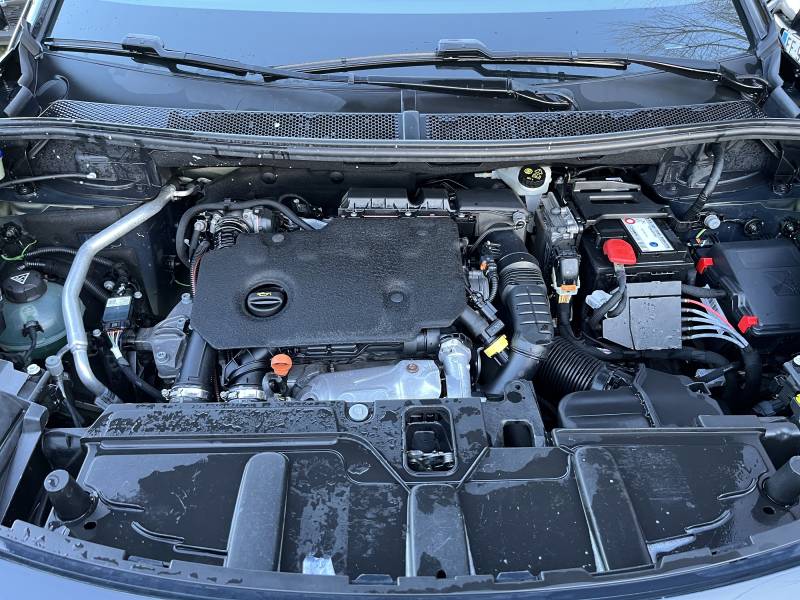 PEUGEOT 3008 II 1.5 BLUE HDI 130 Active Business. BV6. 5p. avec CarPlay et Radars AV + AR ainsi que Régulateur + Limiteur de vitesse. Garantie 12 Mois. A ARLES