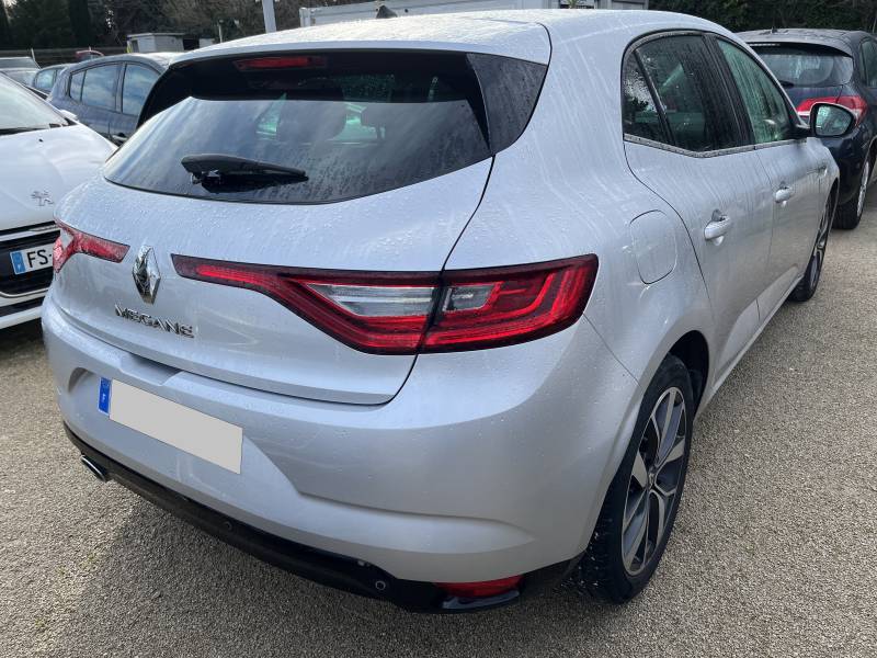 oiture d’occasion RENAULT MEGANE IV 1.6 DCI 130 Intens. BV6. 5p. A ORANGE