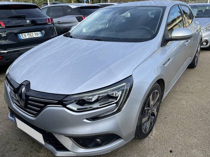 Voiture d’occasion RENAULT MEGANE IV 1.6 DCI 130 Intens. BV6. 5p. Avec Grand GPS Europe Tactile et radar AV + AR + Caméra de Recul ainsi que Sièges Semi-Cuir/Velours. Garantie 12 Mois.