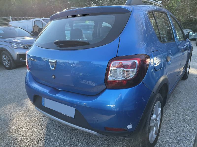Voiture d’occasion DACIA SANDERO STEPWAY II 1.5 DCI 90 Prestige. 5p. avec climatisation et Régulateur et Limiteur de vitesse ainsi que Radars de Recul. Garantie 12 Mois.