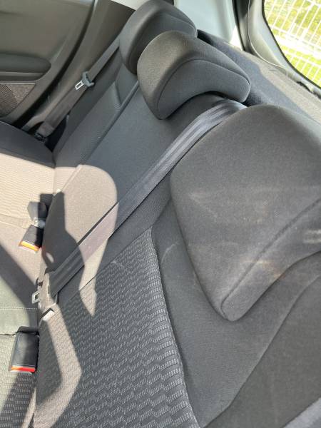 Voiture d’occasion PEUGEOT 208 I Ph2 1.6 Blue HDI 100 Active Business 5p. avec Climatisation et régulateur + Limiteur de vitesse ainsi que Carplay. Garantie 12 Mois.