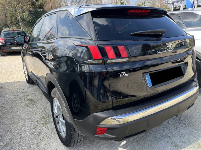 Voiture d’occasion PEUGEOT 3008 II 1.5 BLUE HDI 130 Active Business. EAT 8. 5p. 1ère Main avec  Radars AV + AR + Caméra et Régulateur + Limiteur de vitesse ainsi que CarPlay. Garantie 12 Mois.