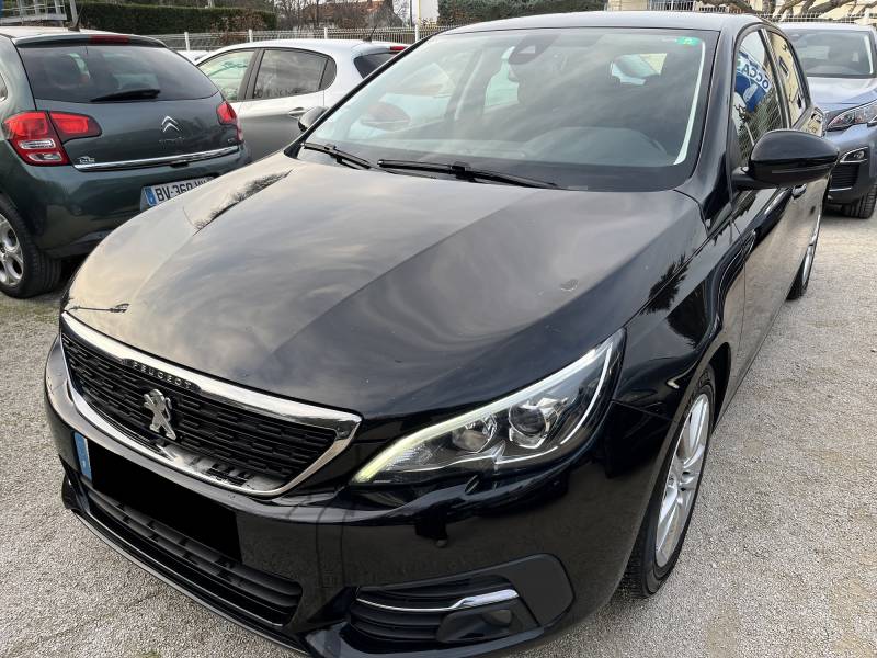 Voiture d’occasion PEUGEOT 308 II Ph2 1.5 Blue HDi 120 Active Business. BV6. 5p. 1ère Main. avec GPS Europe tactile et Lecture des Panneaux ainsi que Radars de Recul. Garantie 12 mois.