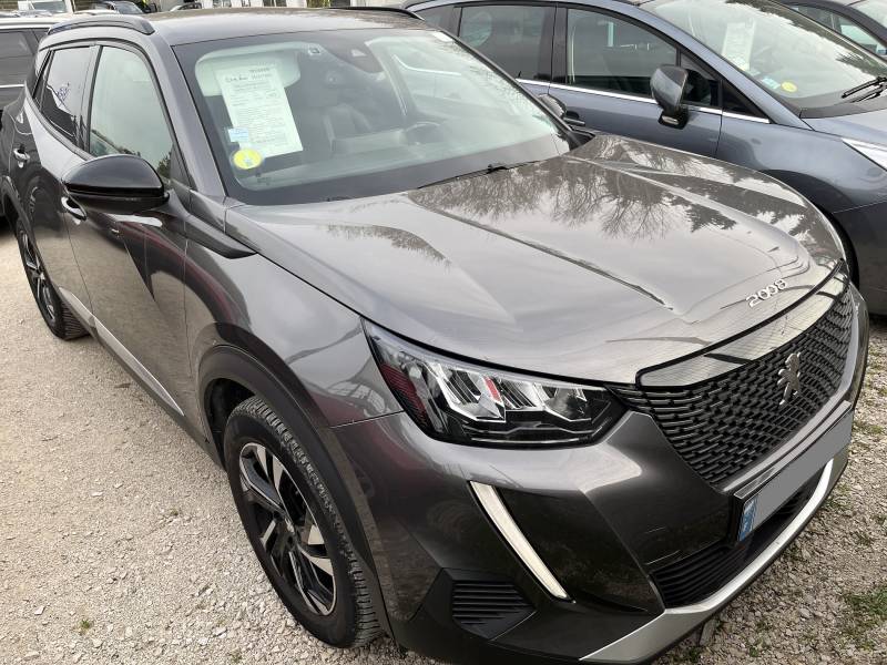 Voiture d’occasion PEUGEOT 2008 II 1.5 Blue HDI 130 Allure Business. BV6. 1ère Main. 5p. avec CarPlay et Radars Recul ainsi que sièges Semi-Cuir. Garantie 12 Mois.