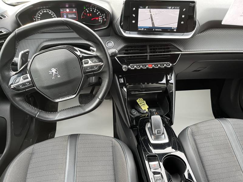 Son moteur diesel 1.5 Blue HDI 130 développe 6 CV fiscaux avec des émissions de CO² de 126 g/km (Crit’Air 2), offrant un bon compromis entre performance et consommation. A NIMES