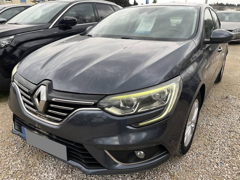 Voiture d’occasion RENAULT MEGANE IV 1.6 DCI 130 Intens. BV6. 5p. Avec Grand GPS Europe Tactile et radar de Recul ainsi que Sièges Semi-Cuir. Garantie 12 Mois.