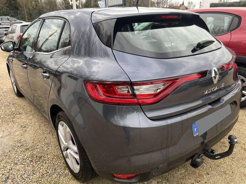 GPS Europe tactile pour tous vos déplacements. A NIMES