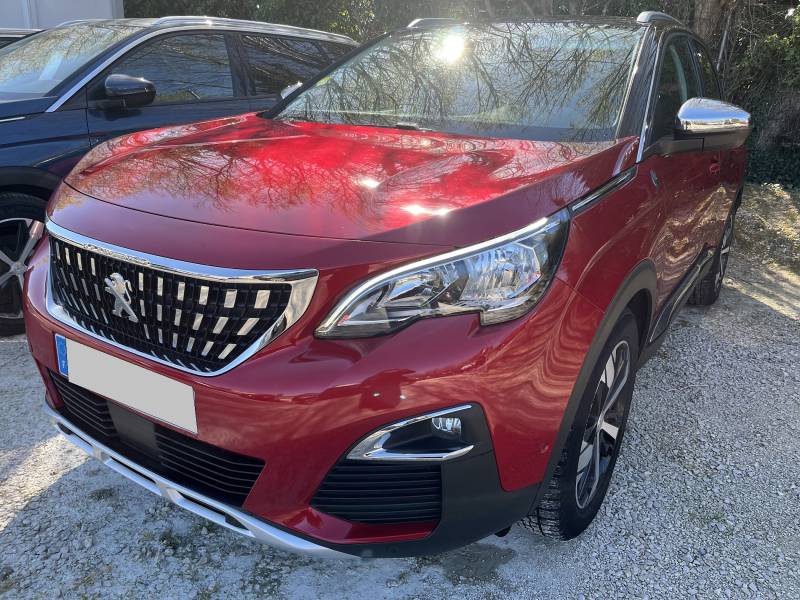  PEUGEOT 3008 II 1.5 BLUE HDI 130 Crossway avec Pack Black Diamond est vendue révisée et garantie 12 mois, avec possibilité d’extension jusqu’à 5 ans pour rouler en toute sérénité.  A AVIGNON