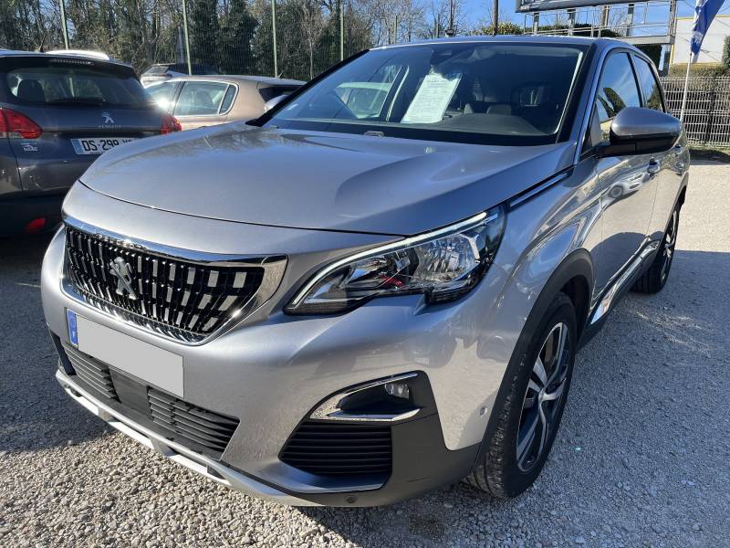 Voiture d’occasion PEUGEOT 3008 II 1.5 BLUE HDI 130 Allure Business. BV6. 5p. avec Crochet d’Attelage AR et Radars AV + AR + Caméra de Recul ainsi que CarPlay. Garantie 12 Mois.