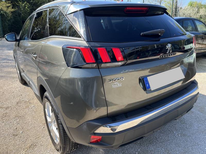Voiture d’occasion PEUGEOT 3008 II 1.5 BLUE HDI 130 Active Business. EAT 8. 5p. avec GPS Europe Tactile et Radars AV + AR + et Alerte Franchissement de Lignes ainsi que CarPlay. Garantie 12 Mois.