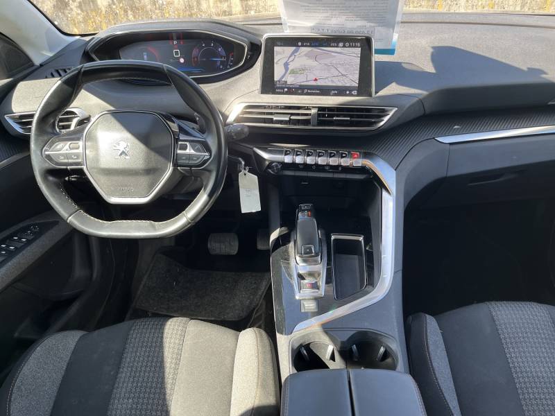 Voiture d’occasion PEUGEOT 3008 II 1.5 BLUE HDI 130 Active Business. EAT 8. 5p. avec CarPlay et Radars AV + AR ainsi que Lecture des Panneaux. Garantie 12 Mois.