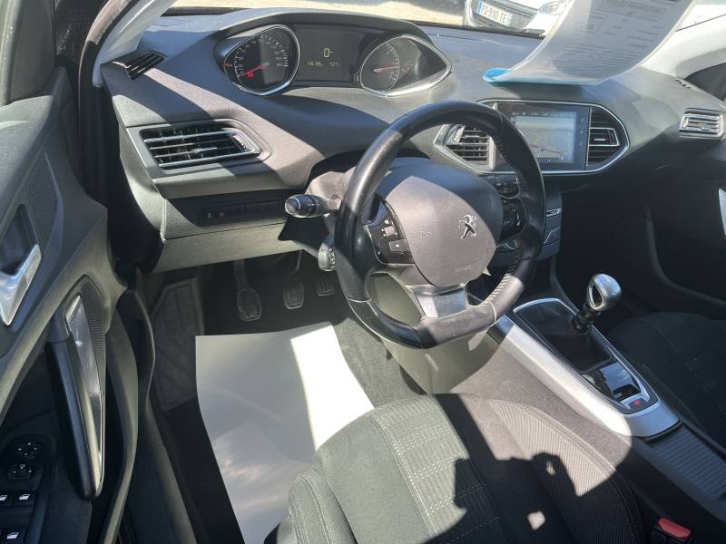 vente de voiture d’occasion à Avignon inclut également une garantie 12 mois, pour rouler en toute sérénité. A ORANGE