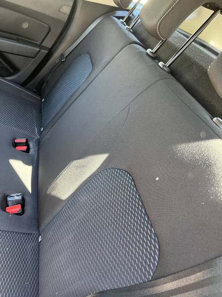 Voiture d’occasion DACIA DUSTER 1.5 Blue DCI 116 Confort. BV6. 5p. avec Régulateur + Limiteur de vitesse et Radars de Recul ainsi que GPS Europe Tactile. Garantie 12 Mois.