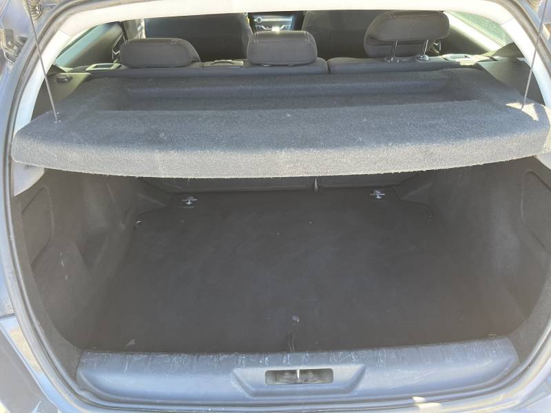 Voiture d’occasion PEUGEOT 308 II 1.6 e-HDI 115 Allure. BV6. 5p. avec GPS Europe Tactile et Régulateur + Limiteur de vitesse ainsi que Radar AV + AR. Garantie 12 Mois.