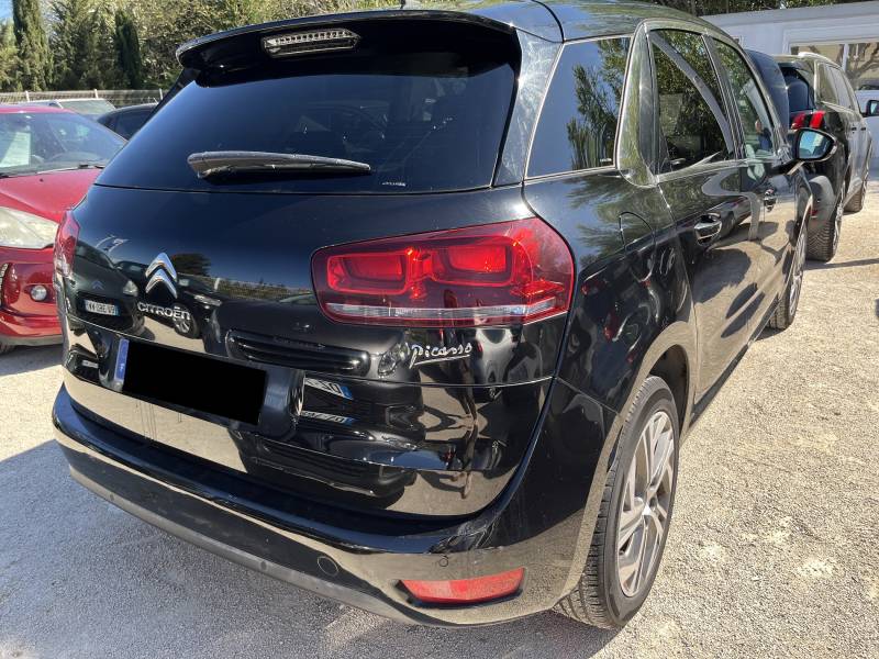 Voiture d’occasion CITROEN C4 PICASSO II 1.6 HDI 120 Intensive. 5p. Avec GPS Europe Ecran tactile et Radars de Recul + Caméra ainsi que Régulateur et limiteur de vitesse. Garantie 12 Mois.