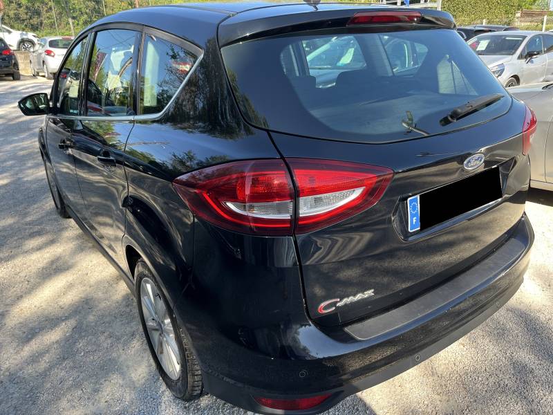 Voiture d’occasion C-MAX II Ph2 1.5 TDCI 120 TITANIUM. BV6. 5p. avec GPS Europe et Radars Recul ainsi que Toit Panoramique + Rabat Electrique. Garantie 12 Mois.