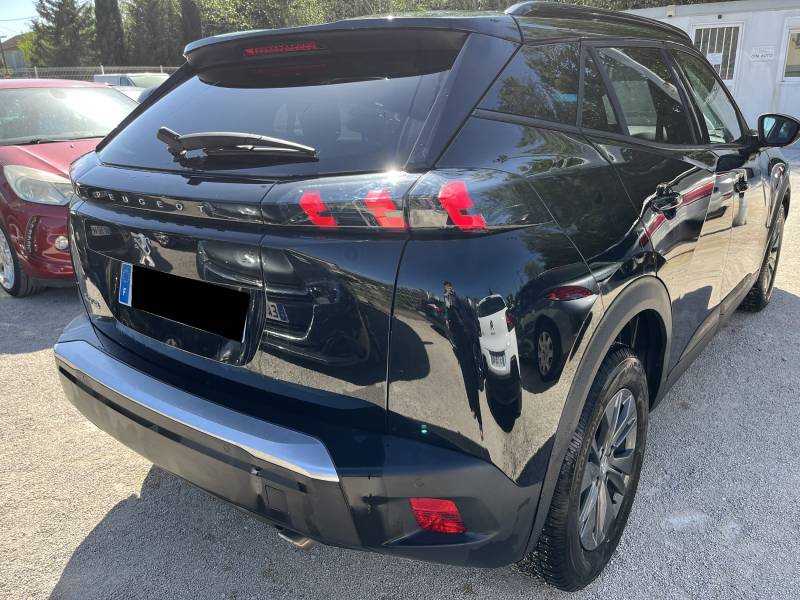 Voiture d’occasion PEUGEOT 2008 II 1.5 Blue HDI 110 Style. BV6. 5p. 1ère Main. avec GPS Ecran Tactile Via CarPlay et Radars de Recul ainsi que Régulateur + Limiteur de vitesse. Garantie 12 Mois.