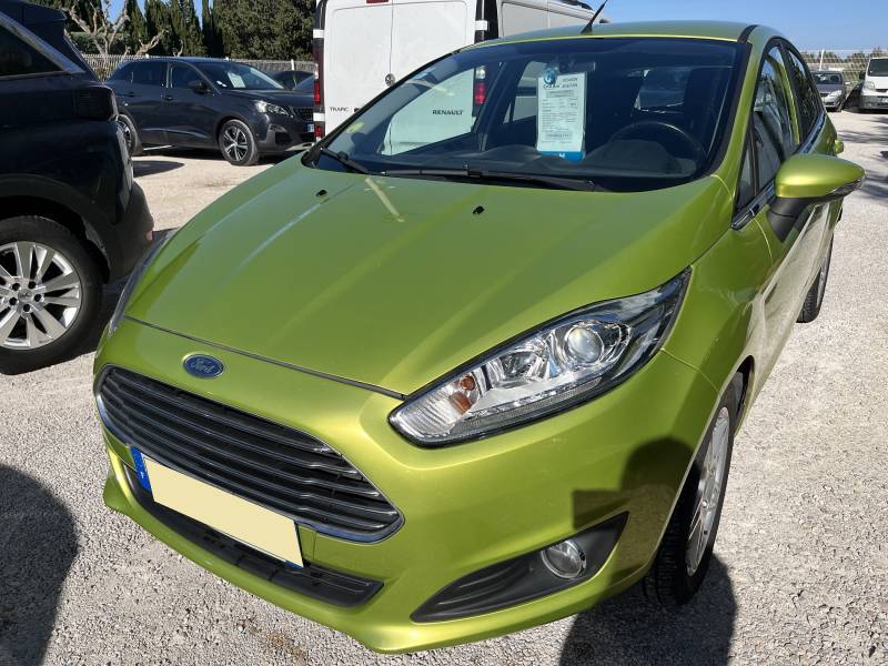 Une citadine fiable, économique et parfaitement adaptée aux trajets urbains comme routiers dans tout le secteur d’Avignon et du Vaucluse.