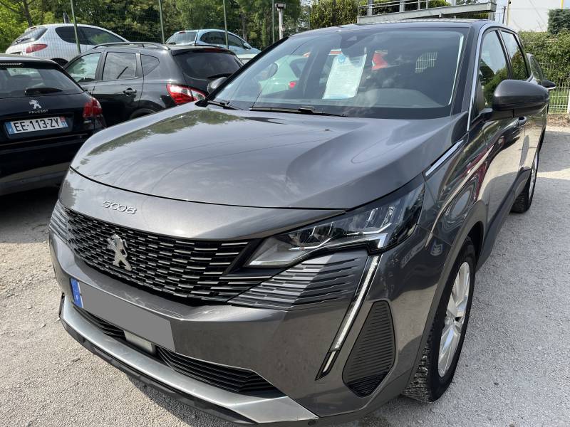 Voiture d’occasion PEUGEOT 5008 II Ph2 1.5 Blue HDI 130 Active Business. 7P. EAT 8. 1ère Main.  Avec GPS Europe tactile et Radar AV + AR ainsi que CarPlay. Garantie 12 Mois.