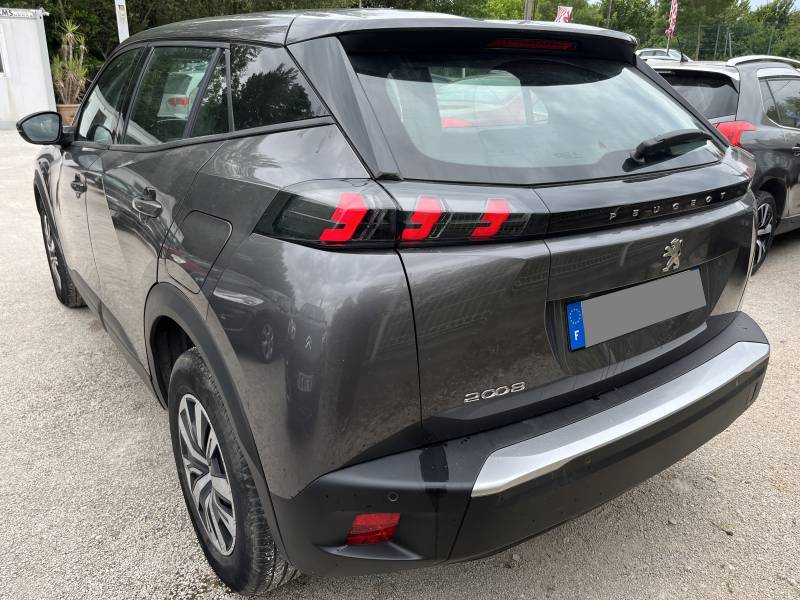 Voiture d’occasion PEUGEOT 2008 II 1.5 Blue HDI 102 Active Business. BV6. 5p. 1ère Main. avec GPS Europe Ecran Tactile et Radars de Recul ainsi que CarPlay. Garantie 12 Mois.
