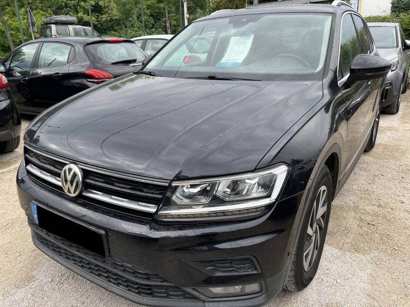 Voiture d’occasion VOLKSWAGEN II 2.0 TDI 150 Sound. Automatique. 5p. Avec Radars AV+ AR et Caméra de Recul ainsi que GPS Europe Tactile. Garantie 12 Mois.