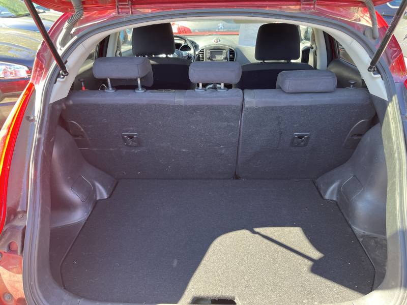 Voiture d’occasion NISSAN JUKE 1.5 DCI 110 Acenta Pack. 5p. avec climatisation et radar de recul ainsi que régulateur et limiteur de vitesse. Garantie 12 Mois.