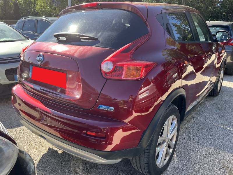 Voiture impeccable vendu Révisé et GARANTIE 12 mois avec extension de garantie possible jusqu’à 5 ans. A ARLES